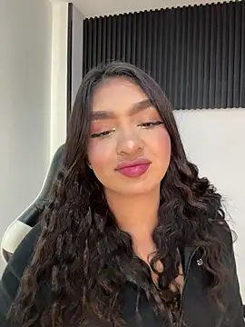 Snapshot of jenn_fit chatting on March 6, 2026, 4:18 am jenn fit online show from March 6, 2026, 4:18 am