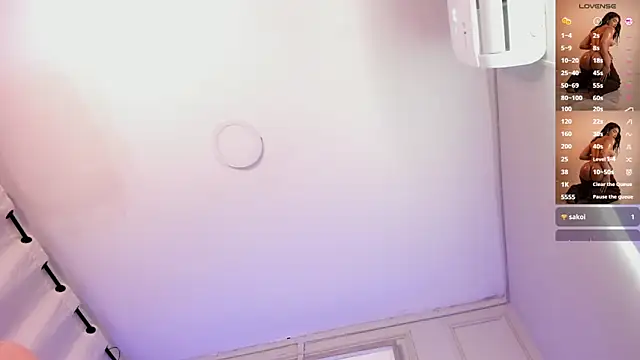 Snapshot of jenn_fit chatting on November 22, 2025, 2:43 am jenn fit online show from November 22, 2025, 2:43 am