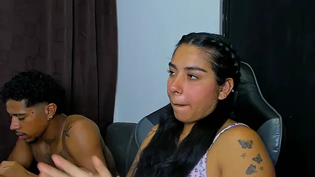 Snapshot of violet_and_myers chatting on March 17, 2026, 8:45 pm violet and myers online show from March 17, 2026, 8:45 pm