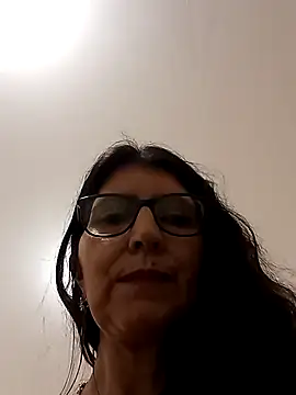 Snapshot of swity_foster chatting on November 12, 2025, 1:48 pm swity foster online show from November 12, 2025, 1:48 pm