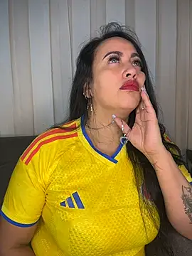 Snapshot of _ruby_manrique_ chatting on June 18, 2026, 2:10 am ruby manrique online show from June 18, 2026, 2:10 am