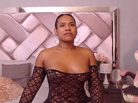 Snapshot of Ashleyroberst chatting on October 22, 2025, 10:04 am Ashleyroberst online show from October 22, 2025, 10:04 am