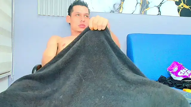 Snapshot of MARCUS_SMITHH1 chatting on October 25, 2025, 4:22 am MARCUS SMITHH1 online show from October 25, 2025, 4:22 am