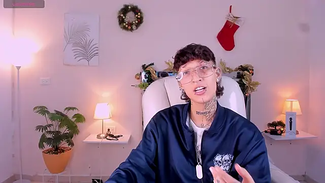 Luci Rose online show from November 20, 2025, 3:18 am