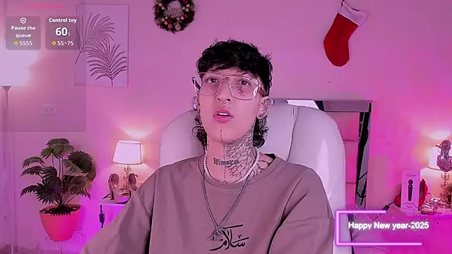 Snapshot of Luci_Rose chatting on January 8, 2026, 2:28 am Luci Rose online show from January 8, 2026, 2:28 am