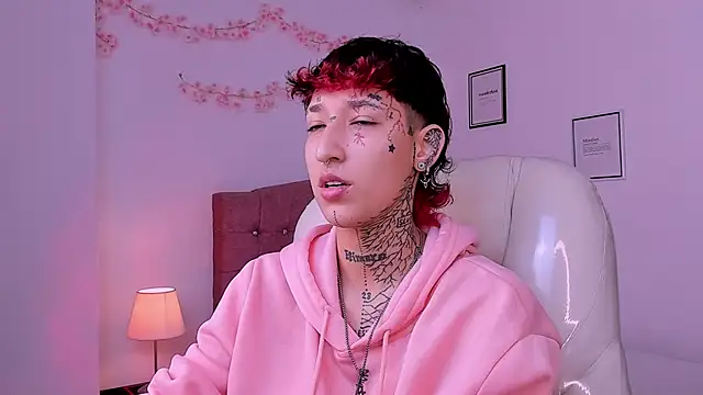 Luci Rose online show from March 16, 2026, 8:44 pm