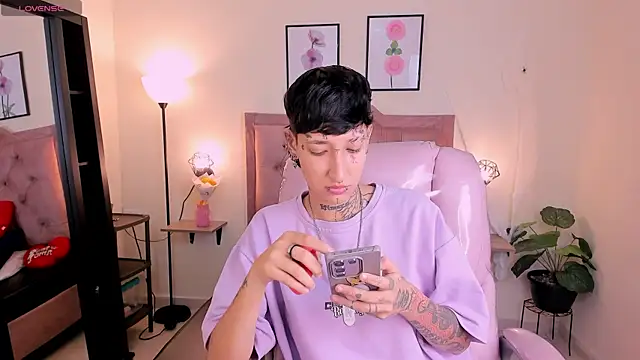 Luci Rose online show from October 10, 2025, 2:45 am