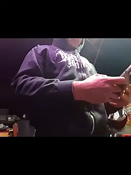 twistafatpipe online show from November 2, 2025, 12:10 pm