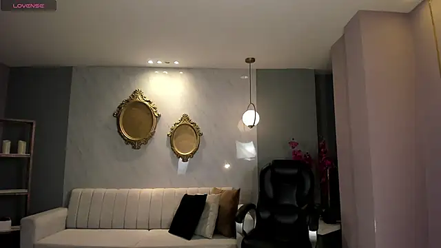 NataliaGaret online show from October 14, 2025, 2:45 am