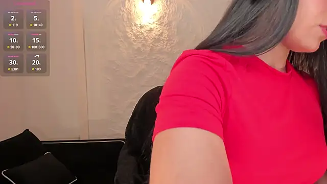 Snapshot of MilaColeman chatting on November 12, 2025, 2:04 am MilaColeman online show from November 12, 2025, 2:04 am