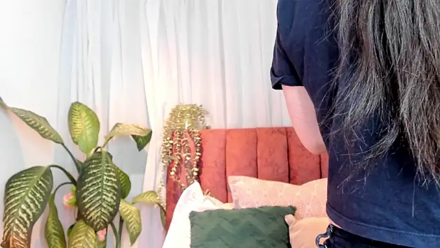 Snapshot of Ashley_Monroe chatting on November 5, 2025, 11:35 am Ashley Monroe online show from November 5, 2025, 11:35 am