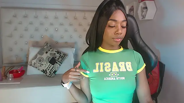 candyy ebony online show from February 3, 2026, 1:49 am