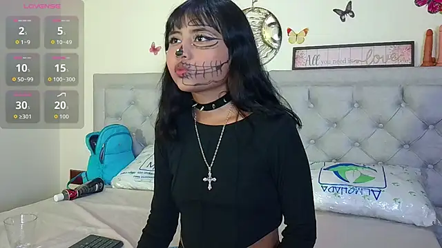 NubesNubladas online show from October 25, 2025, 4:11 am