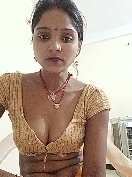 Snapshot of Harini_Gautam chatting on August 1, 2026, 7:06 am Harini Gautam online show from August 1, 2026, 7:06 am