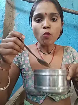 Snapshot of Harini_Gautam chatting on June 8, 2026, 4:24 am Harini Gautam online show from June 8, 2026, 4:24 am