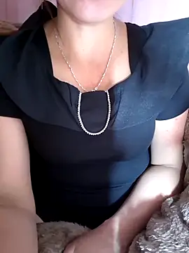 Snapshot of Nana-bar chatting on November 28, 2025, 3:45 pm Nana-bar online show from November 28, 2025, 3:45 pm