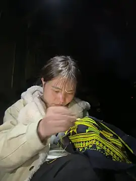 Snapshot of EllyBaby20 chatting on March 14, 2026, 1:33 am EllyBaby20 online show from March 14, 2026, 1:33 am