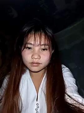 Snapshot of EllyBaby20 chatting on February 7, 2026, 2:03 pm EllyBaby20 online show from February 7, 2026, 2:03 pm