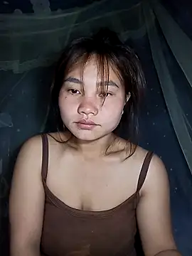 EllyBaby20 online show from April 26, 2026, 11:24 pm