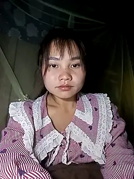 Snapshot of EllyBaby20 chatting on February 28, 2026, 3:44 pm EllyBaby20 online show from February 28, 2026, 3:44 pm