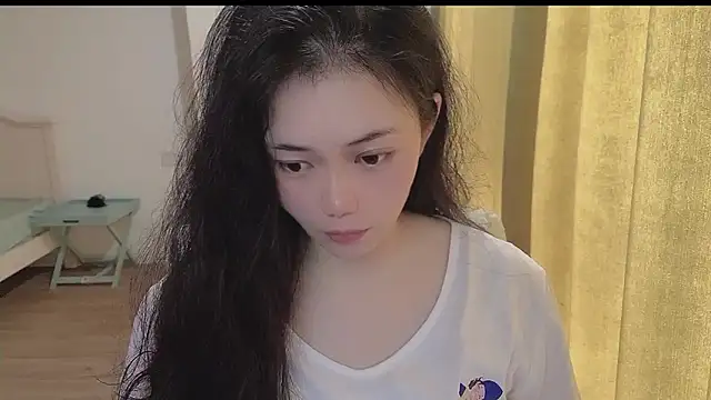 Snapshot of zora-168 chatting on September 30, 2025, 2:28 am zora-168 online show from September 30, 2025, 2:28 am