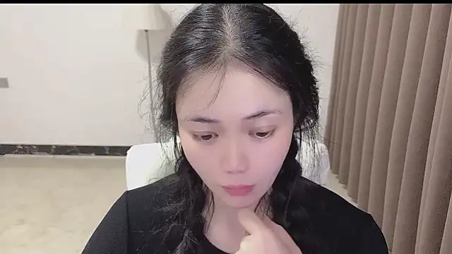Snapshot of zora-168 chatting on October 10, 2025, 2:29 pm zora-168 online show from October 10, 2025, 2:29 pm