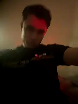 Snapshot of Samsamo999 chatting on October 21, 2025, 10:31 pm Samsamo999 online show from October 21, 2025, 10:31 pm