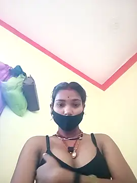 Snapshot of Chandni_Love143 chatting on December 1, 2025, 10:05 am Chandni Love143 online show from December 1, 2025, 10:05 am