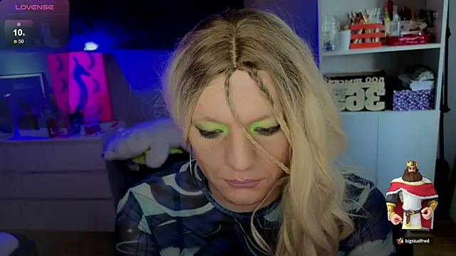 Kkkylie online show from February 25, 2026, 7:08 am