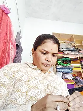 Bhavna hot online show from January 9, 2026, 8:43 am