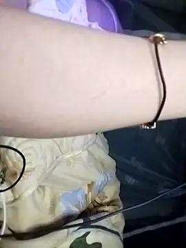 Snapshot of Kuncute chatting on September 18, 2025, 11:08 pm Kuncute online show from September 18, 2025, 11:08 pm