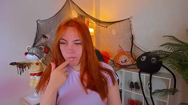 Snapshot of Gingerr_pie chatting on November 3, 2025, 6:55 pm Gingerr pie online show from November 3, 2025, 6:55 pm