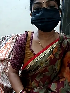 Snapshot of Rithya27 chatting on October 21, 2025, 5:34 pm Rithya27 online show from October 21, 2025, 5:34 pm