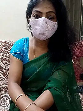 Snapshot of Rithya27 chatting on October 14, 2025, 6:19 pm Rithya27 online show from October 14, 2025, 6:19 pm