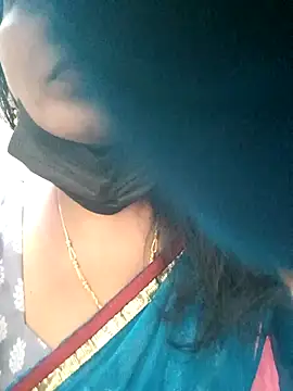 Snapshot of Rithya27 chatting on November 4, 2025, 6:01 pm Rithya27 online show from November 4, 2025, 6:01 pm