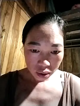 MayLyy online show from September 30, 2025, 9:21 pm