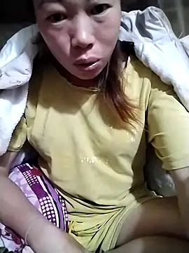 MayLyy online show from September 27, 2025, 2:12 pm