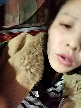 Snapshot of Sinejdk3 chatting on December 3, 2025, 8:52 pm Sinejdk3 online show from December 3, 2025, 8:52 pm