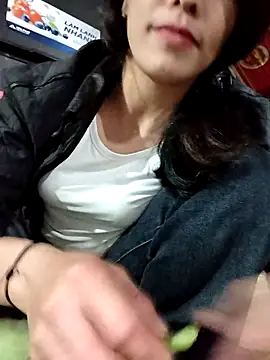 Snapshot of Sinejdk3 chatting on November 22, 2025, 10:25 am Sinejdk3 online show from November 22, 2025, 10:25 am