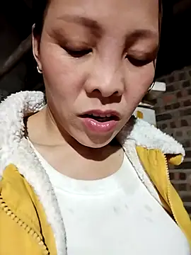 Snapshot of Sinejdk3 chatting on November 11, 2025, 11:05 am Sinejdk3 online show from November 11, 2025, 11:05 am