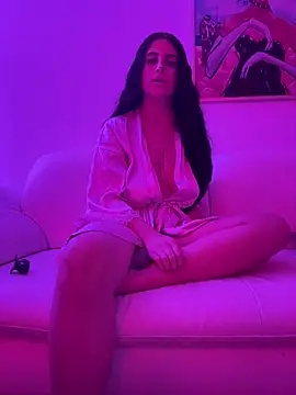 Snapshot of baddieworld1 chatting on May 21, 2026, 1:30 pm baddieworld1 online show from May 21, 2026, 1:30 pm