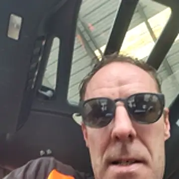 Mcnlrdam online show from March 23, 2026, 8:47 am