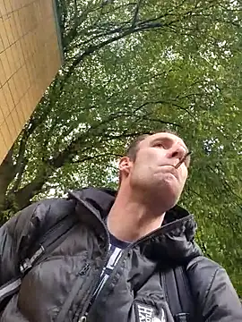 Mcnlrdam online show from October 7, 2025, 11:11 am