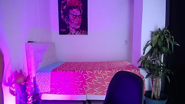 Snapshot of heidy_01 chatting on November 27, 2025, 1:33 pm heidy 01 online show from November 27, 2025, 1:33 pm