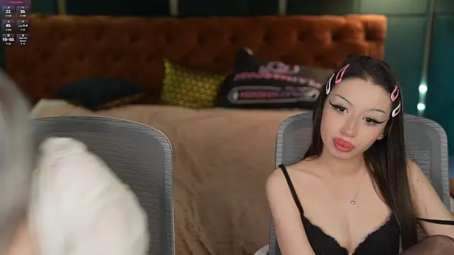 Snapshot of Yuki_sun chatting on November 7, 2025, 7:07 pm Yuki sun online show from November 7, 2025, 7:07 pm