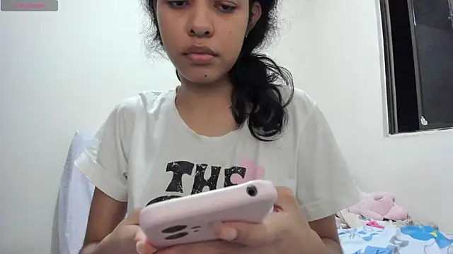 Sophie moo online show from October 23, 2025, 1:15 am