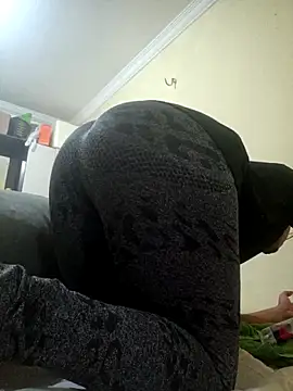 Snapshot of Italo_gay chatting on October 12, 2025, 4:19 pm Italo gay online show from October 12, 2025, 4:19 pm