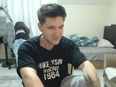 Snapshot of 2handsomemann chatting on February 28, 2026, 10:09 pm 2handsomemann online show from February 28, 2026, 10:09 pm