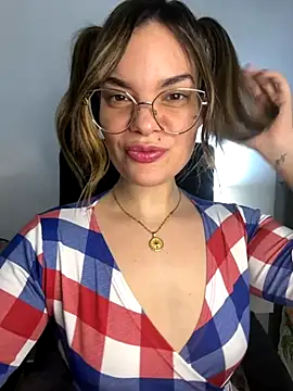 Snapshot of Pribaixinha chatting on November 1, 2025, 10:14 pm Pribaixinha online show from November 1, 2025, 10:14 pm