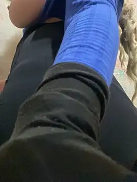 Snapshot of Cuckold-masters-dog chatting on November 13, 2025, 9:19 pm Cuckold-masters-dog online show from November 13, 2025, 9:19 pm